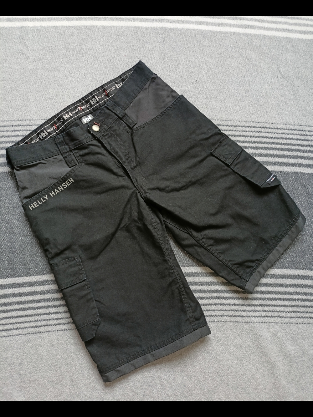 Helly Hansen Men's Black work shorts Man